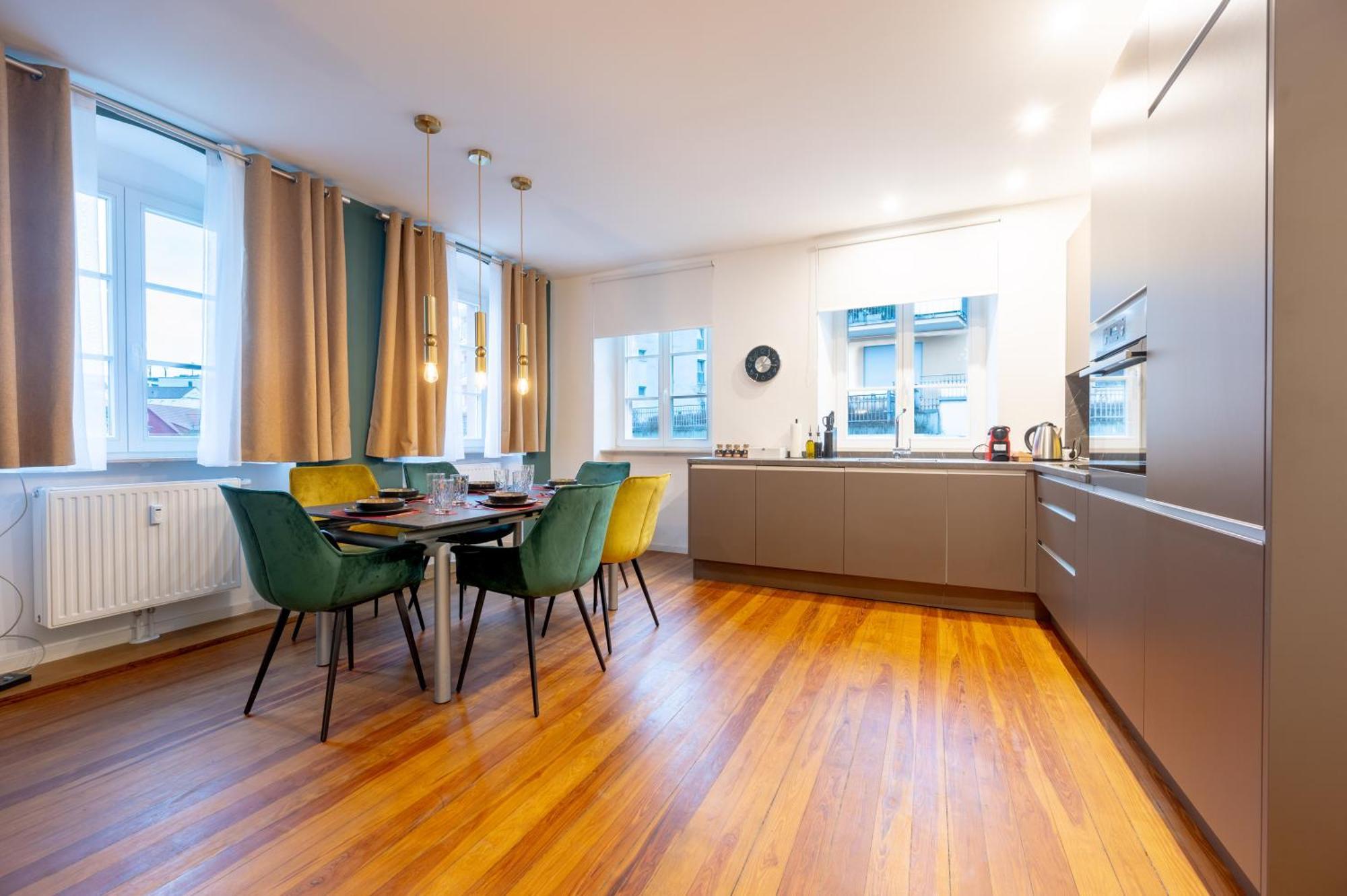 Lit Living Weinheim Altstadt - Boutique Apartments - Parking エクステリア 写真